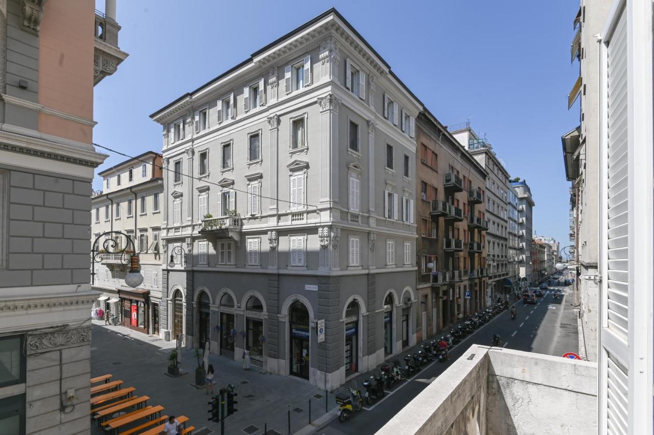 Adria Luxury Residence - Centro Trieste Exterior photo